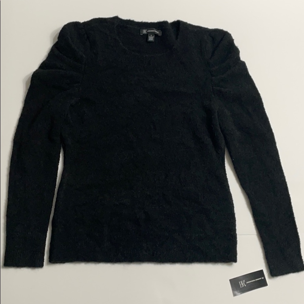 Women’s Black Casual sweater!